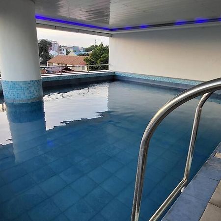 Kandi Big 1 Bedroom King Bed, Free Housekeeping, Wi-Fi آنغلوس المظهر الخارجي الصورة